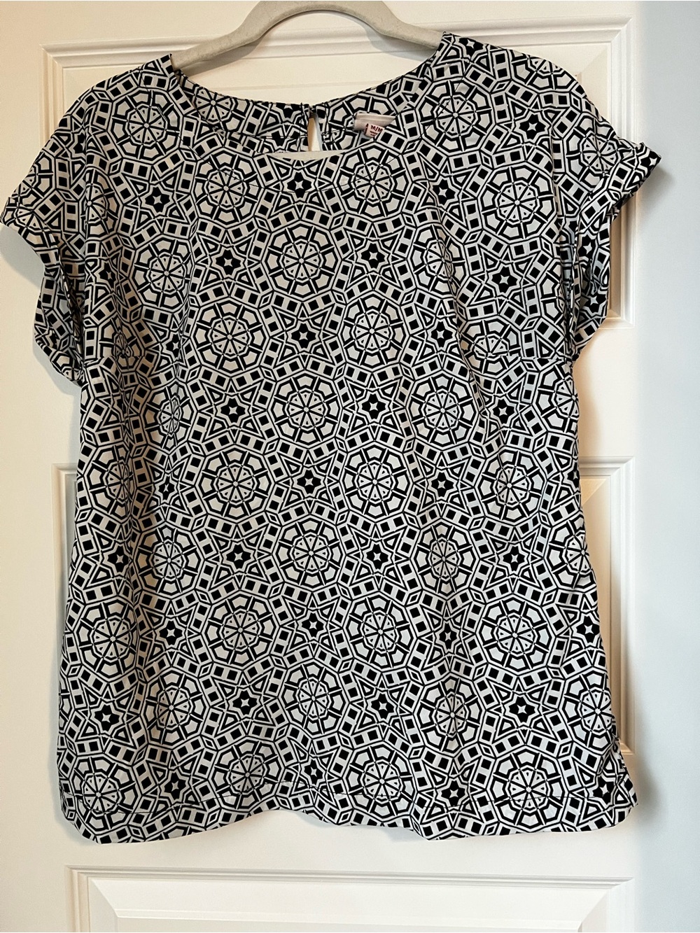 Merona Black and White Geometric Cap-Sleeve Blouse